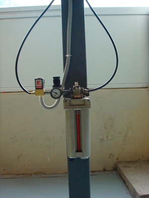 натяжное устройство цепи привода конвейера